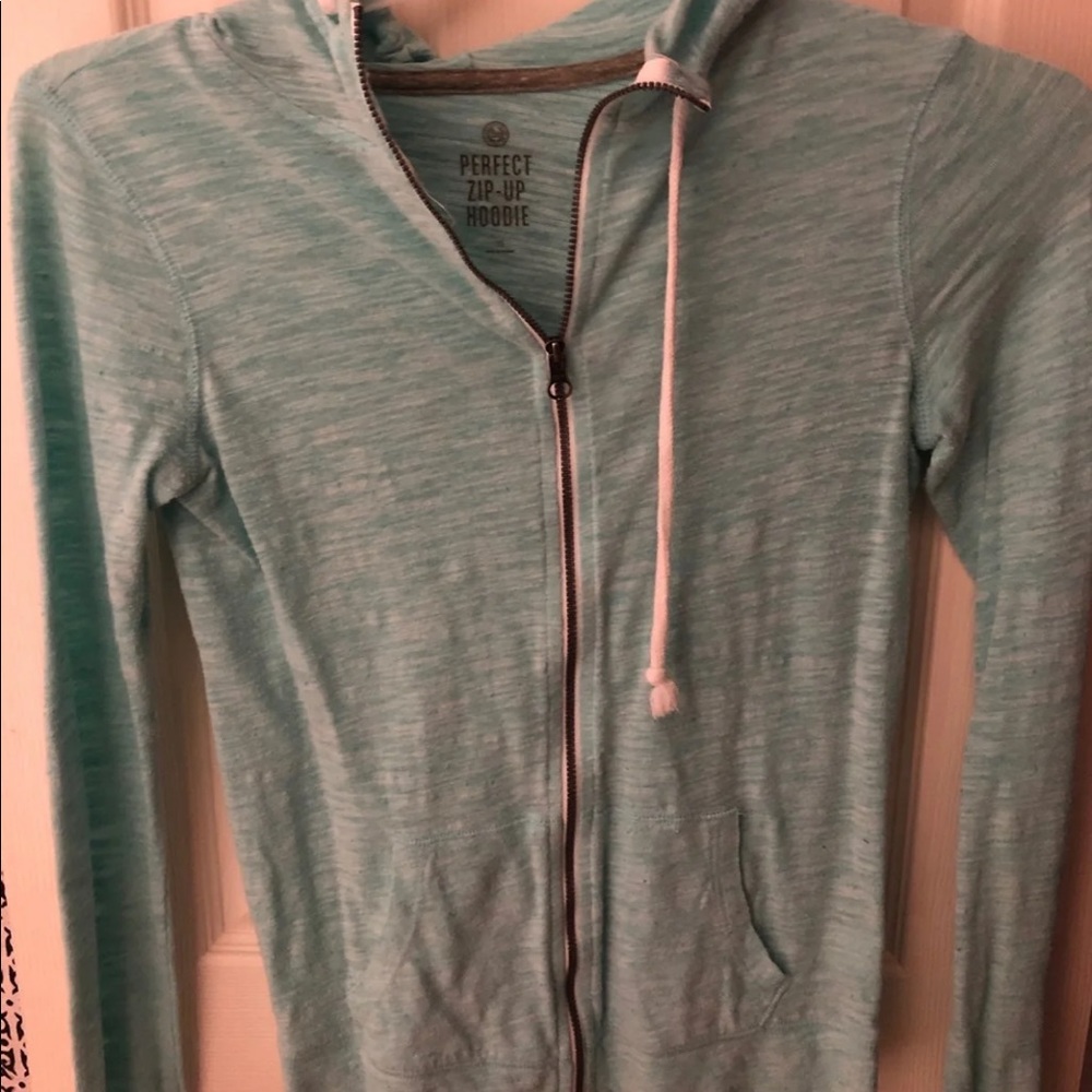 zip up sweatshirt-womens